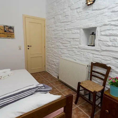 Traditional Cycladic Stone In Kea Semesterbostad *